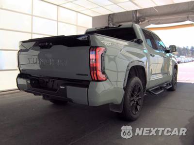 2025 Toyota Tundra i-FORCE MAX Platinum Crew Cab Short Bed - zdjęcie 4 z 29 - miniatura