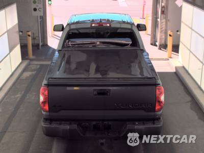 2020 Toyota Tundra TRD Pro Crew Cab Short Bed - zdjęcie 5 z 18 - miniatura