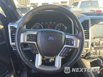 2020 Ford F-150 Lariat Crew Cab Short Bed - zdjęcie 10 z 18 - miniatura
