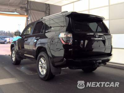 2021 Toyota 4Runner SR5 - zdjęcie 6 z 27 - miniatura
