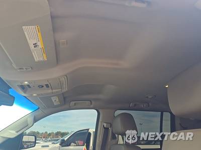 2019 GMC Yukon XL SLT Standard Edition 4S1 - zdjęcie 17 z 24 - miniatura