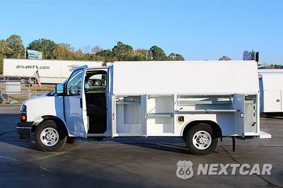 2025 Chevrolet Express 3500 Cutaway 1WT - zdjęcie 7 z 53 - miniatura