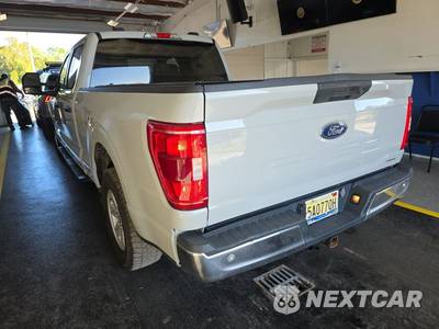 2023 Ford F-150 XLT Crew Cab Medium Bed - zdjęcie 17 z 26 - miniatura