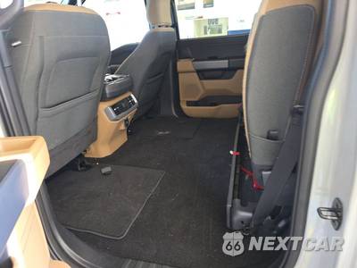2023 Ford F-150 XLT Crew Cab Medium Bed - zdjęcie 9 z 26 - miniatura