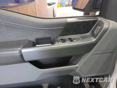 2021 Ford F-150 XLT Extended Cab Medium Bed w/Rear Doors - zdjęcie 15 z 20 - miniatura