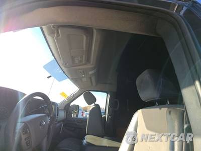 2021 Nissan NV2500 HD Cargo SV High Roof 146.1" WB - zdjęcie 17 z 33 - miniatura