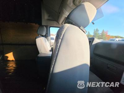 2021 Nissan NV2500 HD Cargo SV High Roof 146.1" WB - zdjęcie 8 z 33 - miniatura