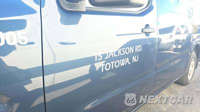 2021 Nissan NV2500 HD Cargo SV High Roof 146.1" WB - zdjęcie 31 z 33 - miniatura