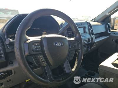 2017 Ford F-150 XL Regular Cab Long Bed - zdjęcie 11 z 28 - miniatura