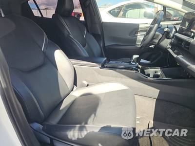 2024 Toyota Prius XLE - zdjęcie 8 z 23 - miniatura