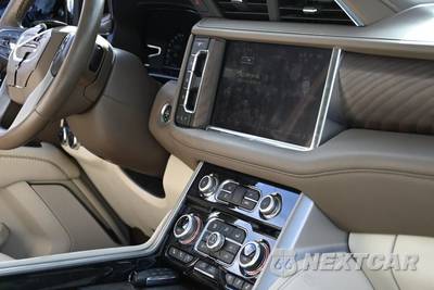 2023 GMC Yukon Denali XL 5SA - zdjęcie 12 z 21 - miniatura