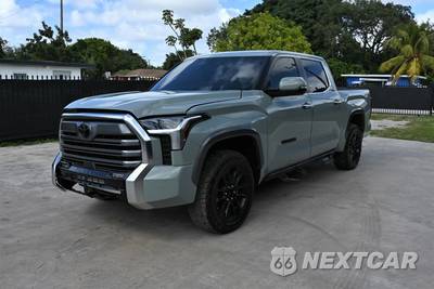 2025 Toyota Tundra Limited Crew Cab Short Bed - zdjęcie 1 z 17 - miniatura
