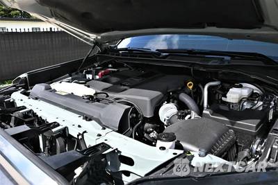 2025 Toyota Tundra Limited Crew Cab Short Bed - zdjęcie 16 z 17 - miniatura