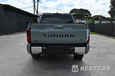 2025 Toyota Tundra Limited Crew Cab Short Bed - zdjęcie 4 z 17 - miniatura