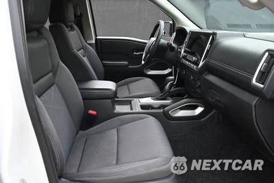 2025 Nissan Frontier SV Crew Cab Medium Bed - zdjęcie 13 z 19 - miniatura