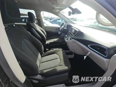 2024 Chrysler Voyager LX 121.6" WB - zdjęcie 8 z 18 - miniatura