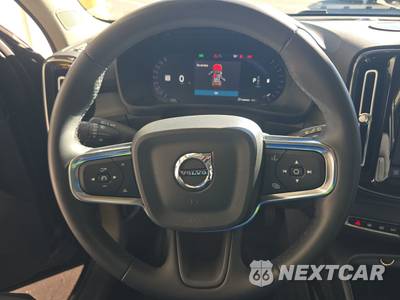 2023 Volvo XC40 B5 Plus Bright Theme - zdjęcie 10 z 35 - miniatura