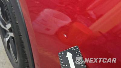 2024 Volvo XC40 B5 Core Dark Theme - zdjęcie 24 z 25 - miniatura