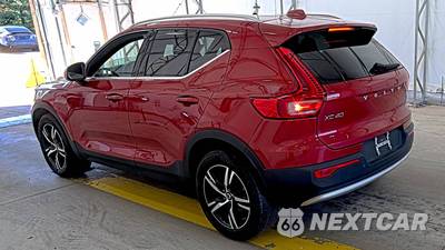 2024 Volvo XC40 B5 Core Dark Theme - zdjęcie 6 z 25 - miniatura