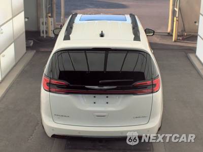 2023 Chrysler Pacifica Limited 121.6" WB - zdjęcie 5 z 20 - miniatura