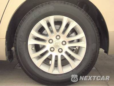 2015 Toyota Sienna XLE 8-Passenger 119.3" WB - zdjęcie 12 z 34 - miniatura