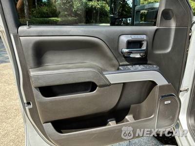 2018 Chevrolet Silverado 2500HD LTZ Crew Cab Medium Bed 1LZ - zdjęcie 35 z 37 - miniatura