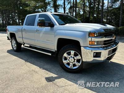 2018 Chevrolet Silverado 2500HD LTZ Crew Cab Medium Bed 1LZ - zdjęcie 4 z 37 - miniatura