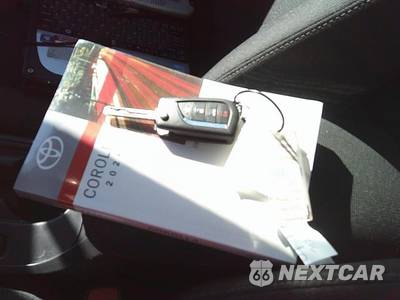 2026 Toyota Corolla LE Sedan - zdjęcie 4 z 28 - miniatura