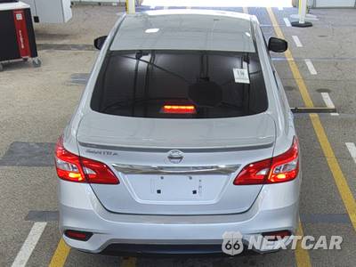 2019 Nissan Sentra S - zdjęcie 5 z 61 - miniatura