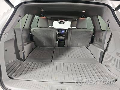 2019 Toyota Highlander XLE - zdjęcie 16 z 27 - miniatura
