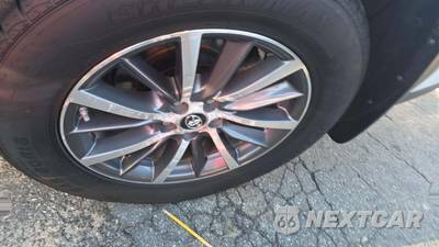 2019 Toyota Highlander XLE - zdjęcie 18 z 27 - miniatura