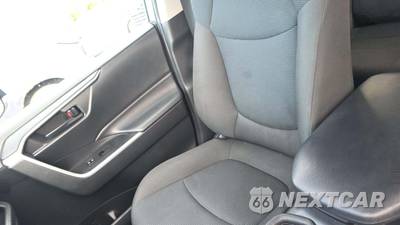 2022 Toyota RAV4 LE - zdjęcie 21 z 27 - miniatura