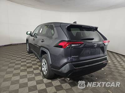 2022 Toyota RAV4 LE - zdjęcie 6 z 27 - miniatura