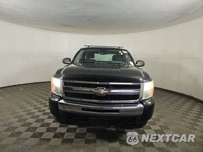 2011 Chevrolet Silverado 1500 WT Regular Cab Medium Bed 1WT - zdjęcie 2 z 43 - miniatura