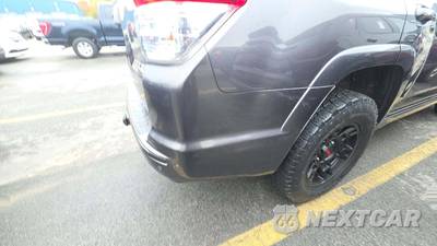 2010 Toyota 4Runner SR5 - zdjęcie 23 z 42 - miniatura