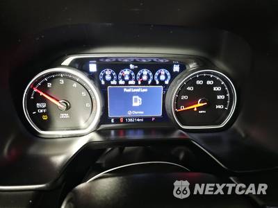 2021 Chevrolet Suburban Premier 1LZ - zdjęcie 12 z 31 - miniatura