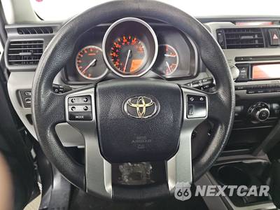 2010 Toyota 4Runner SR5 - zdjęcie 10 z 42 - miniatura