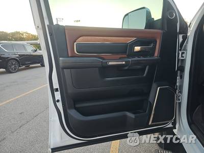 2019 Ram 2500 Laramie Longhorn Extended Crew Cab Medium Bed - zdjęcie 9 z 20 - miniatura