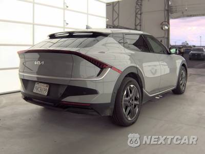 2025 Kia EV6 Light Long Range - zdjęcie 4 z 34 - miniatura