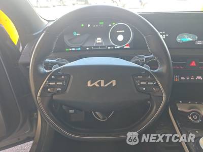 2023 Kia EV6 GT-Line - zdjęcie 10 z 38 - miniatura