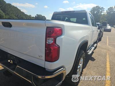 2026 Chevrolet Silverado 2500HD LT Crew Cab Short Bed 1LT - zdjęcie 4 z 23 - miniatura