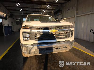 2026 Chevrolet Silverado 2500HD LT Crew Cab Short Bed 1LT - zdjęcie 2 z 24 - miniatura