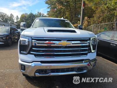 2025 Chevrolet Silverado 2500HD LTZ Crew Cab Medium Bed 1LZ - zdjęcie 2 z 26 - miniatura