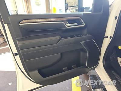 2026 Chevrolet Silverado 2500HD LT Crew Cab Short Bed 1LT - zdjęcie 9 z 37 - miniatura