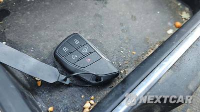 2026 Chevrolet Silverado 2500HD LTZ Crew Cab Short Bed 1LZ - zdjęcie 19 z 25 - miniatura