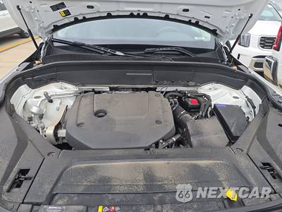 2024 Volvo XC90 B6 Plus Bright Theme 7-Passenger - zdjęcie 16 z 20 - miniatura