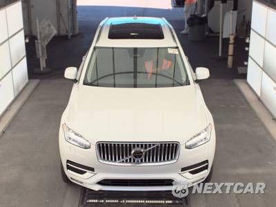 2024 Volvo XC90 B6 Plus Bright Theme 7-Passenger - zdjęcie 2 z 20 - miniatura