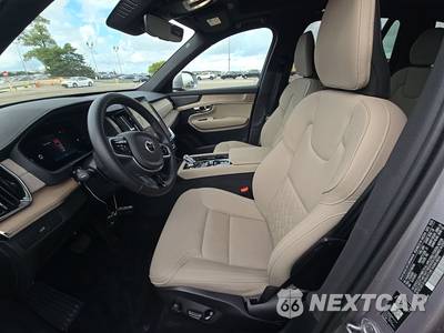 2026 Volvo XC90 B6 Plus 7-Passenger - zdjęcie 14 z 46 - miniatura