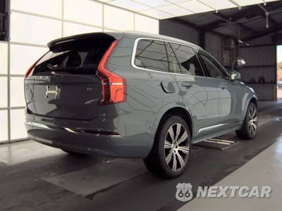 2023 Volvo XC90 B6 Ultimate 7-Passenger - zdjęcie 4 z 31 - miniatura
