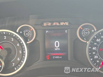 2026 Ram 2500 Big Horn Crew Cab Medium Bed - zdjęcie 12 z 36 - miniatura
